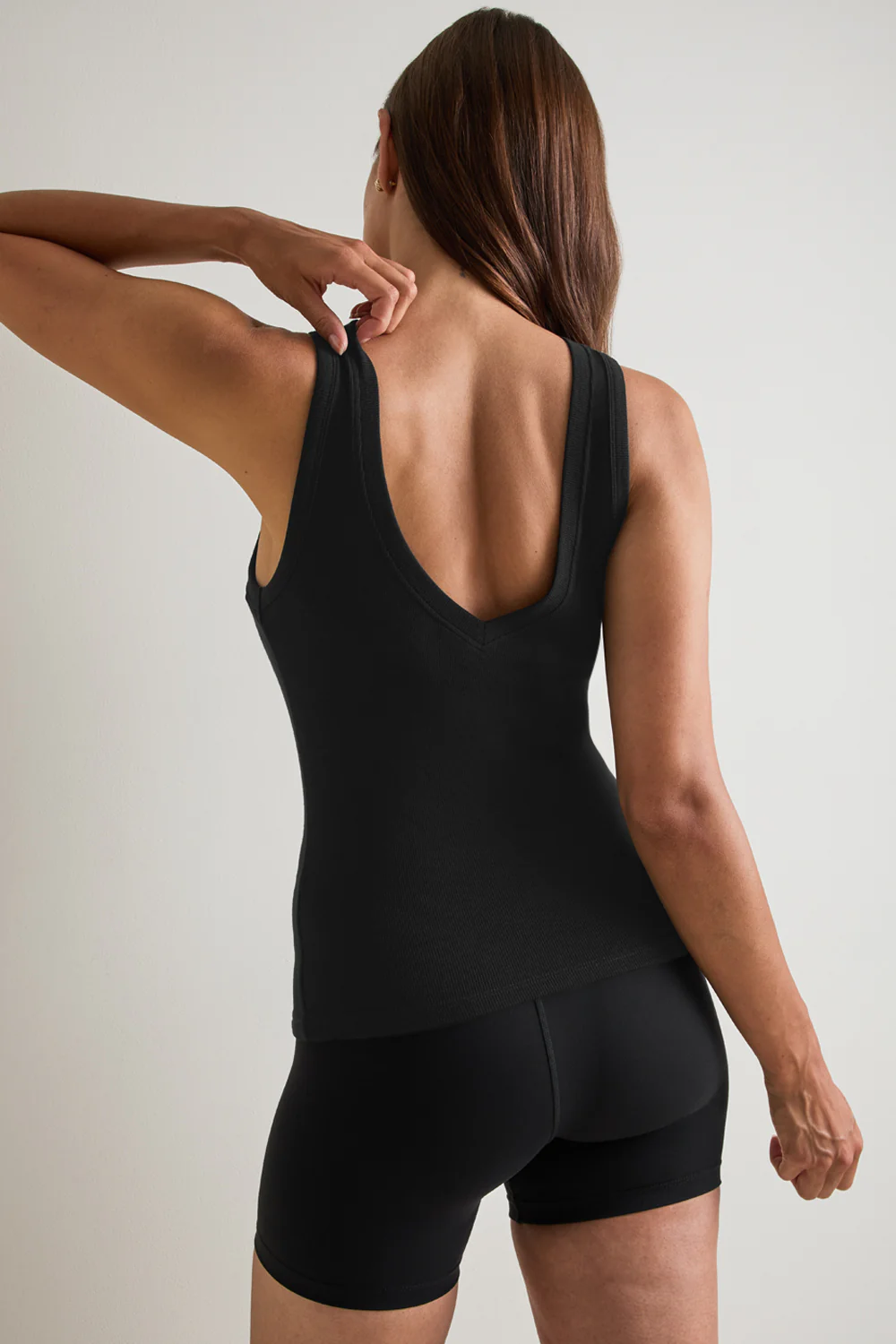 365 Sculpting Lounge Reversible Tank - Shadow Black - Image 3
