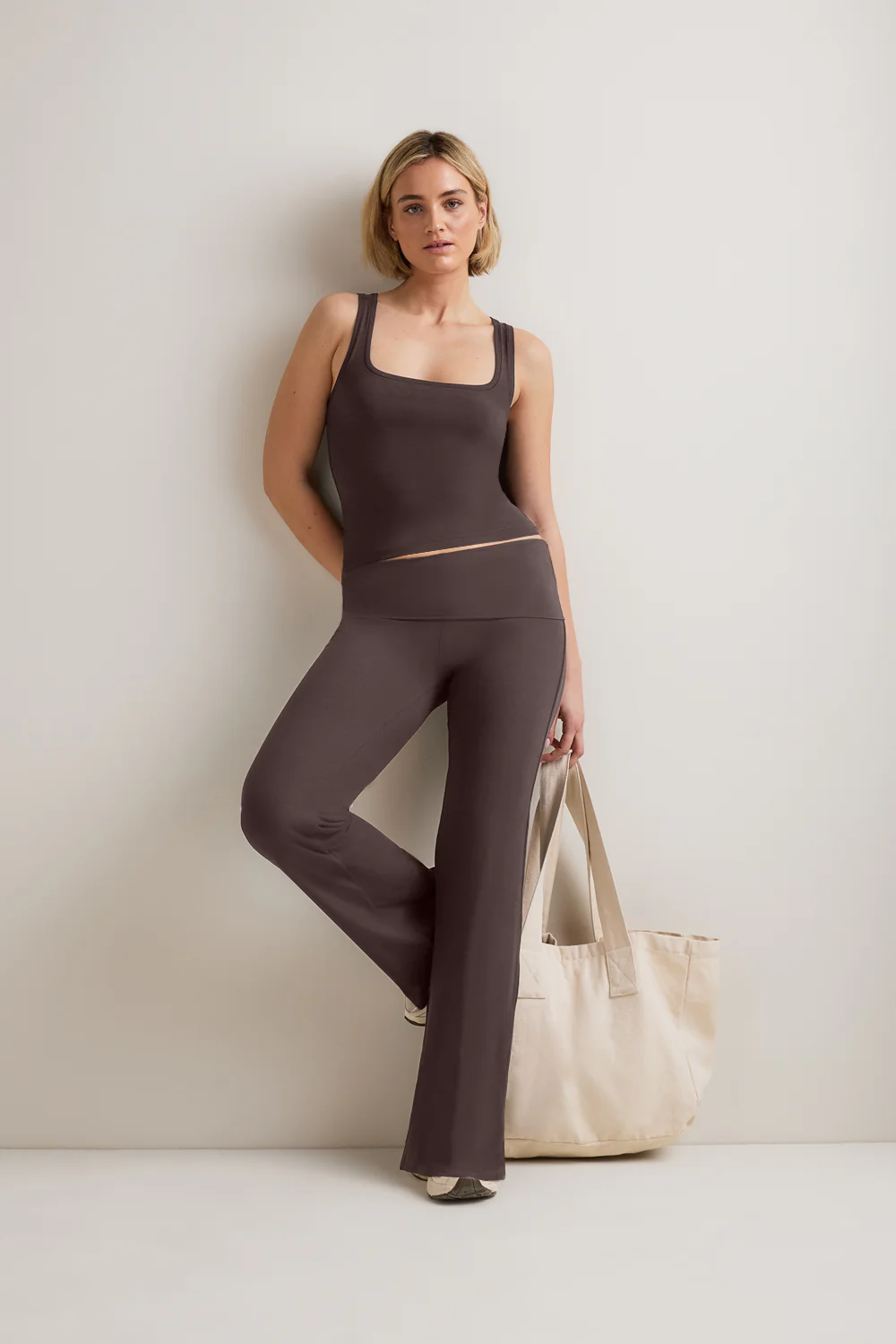 365 Sculpting Lounge Square Neck Vest - Espresso - Image 4