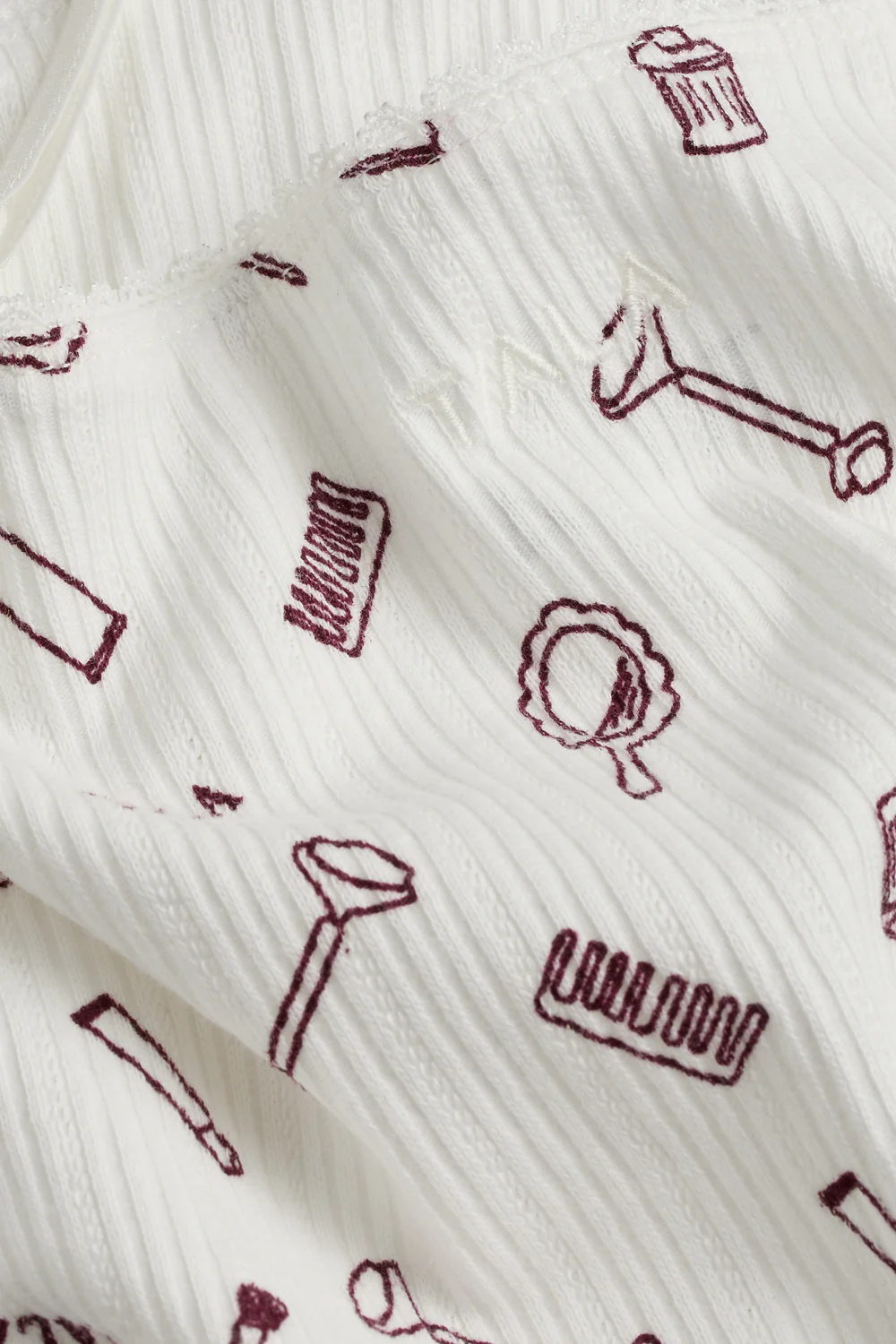 Cami Pyjama Vest - Ivory 'Wake Up' Print - Image 7