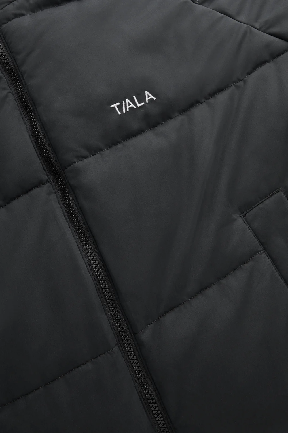 Cocoon T Logo Reversible Puffer Jacket - Black - Image 5