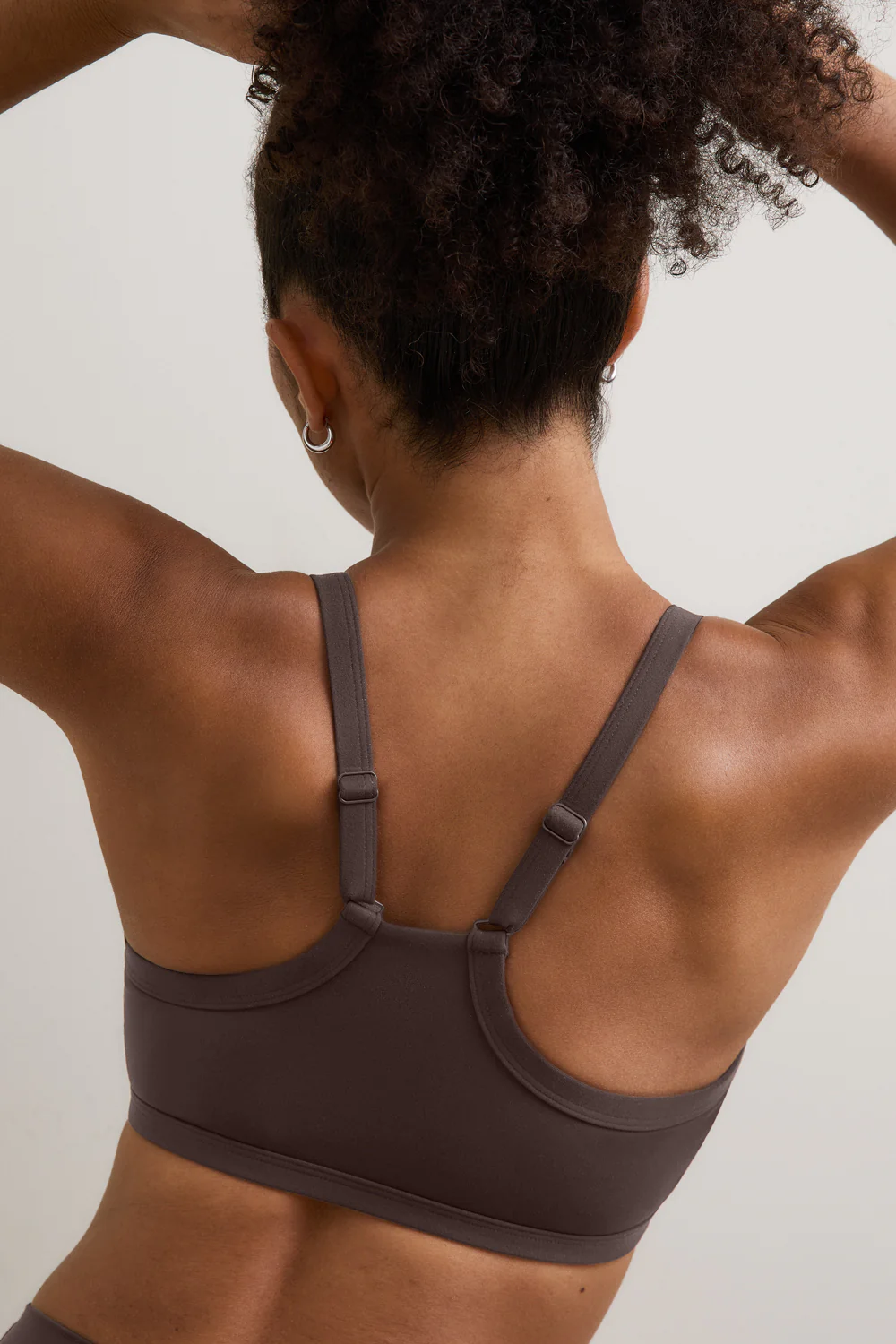 DayFlex Bandeau Sports Bra - Chestnut Brown - Image 4