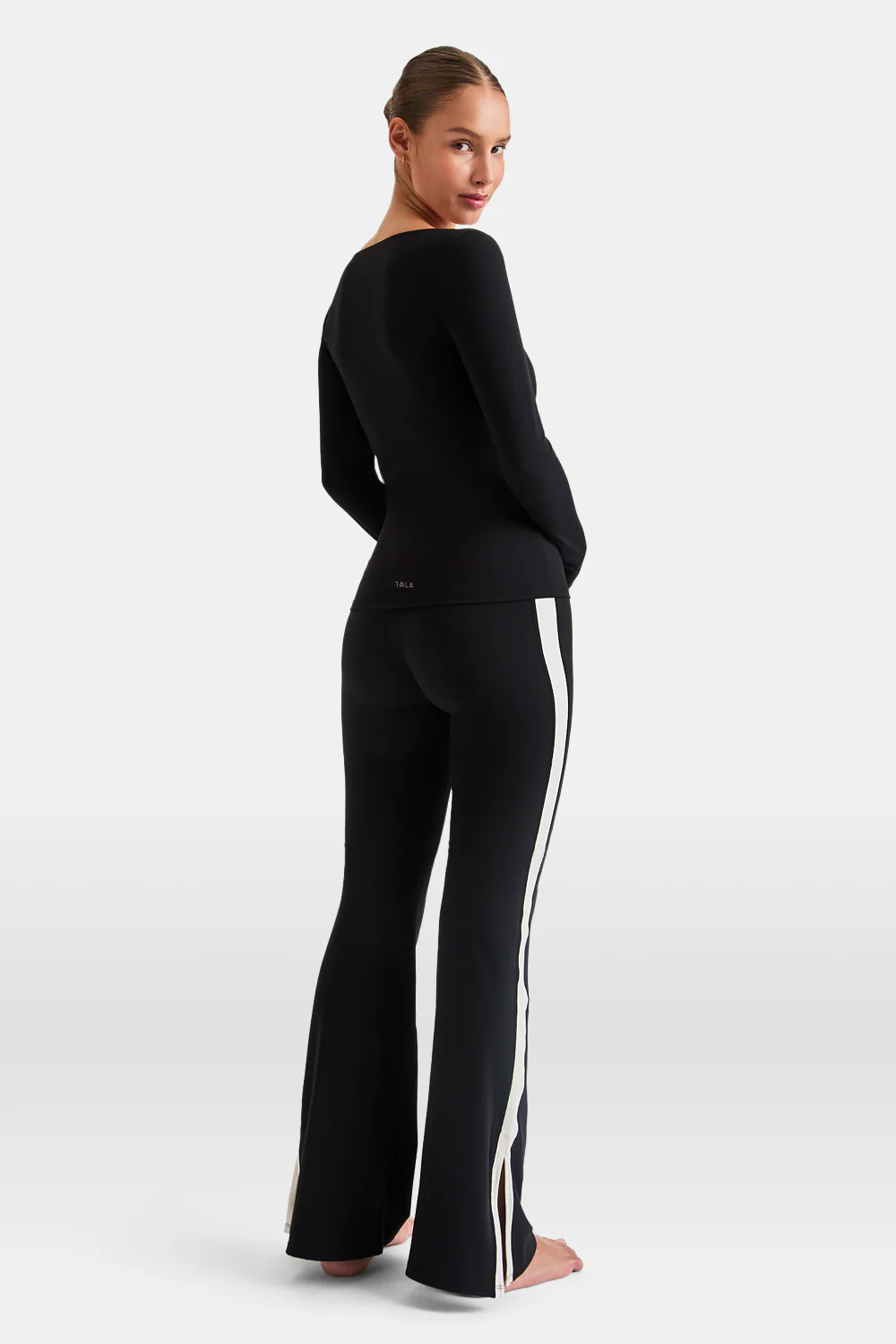 DayFlex Scoop Neck Top - Shadow Black - Image 11