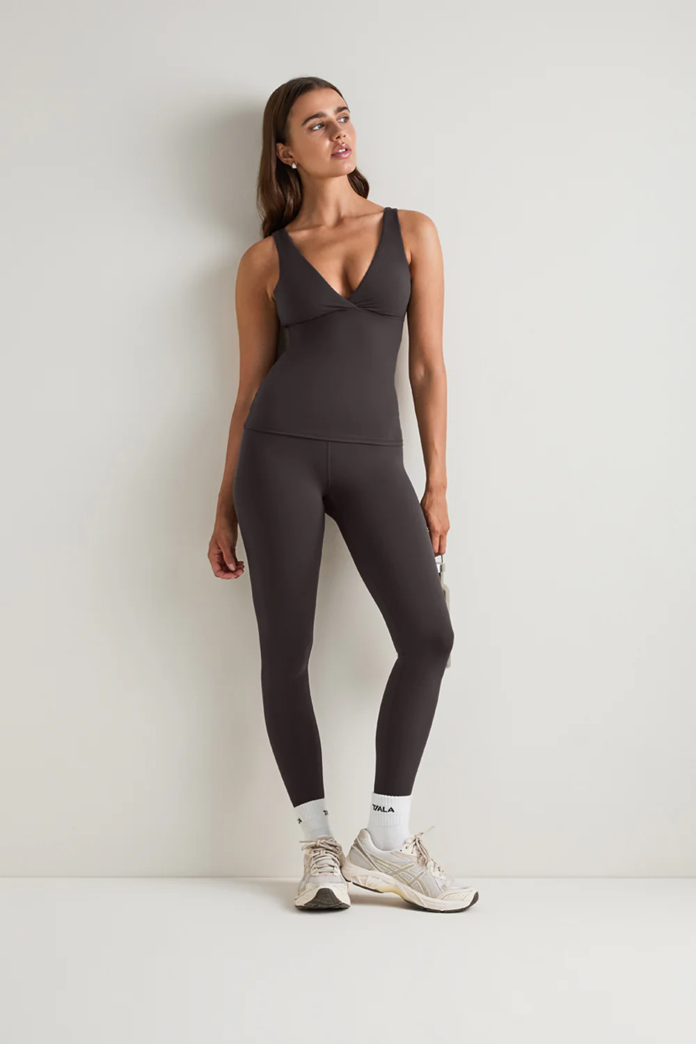 DayFlex V Neck Vest - Cool Espresso - Image 4