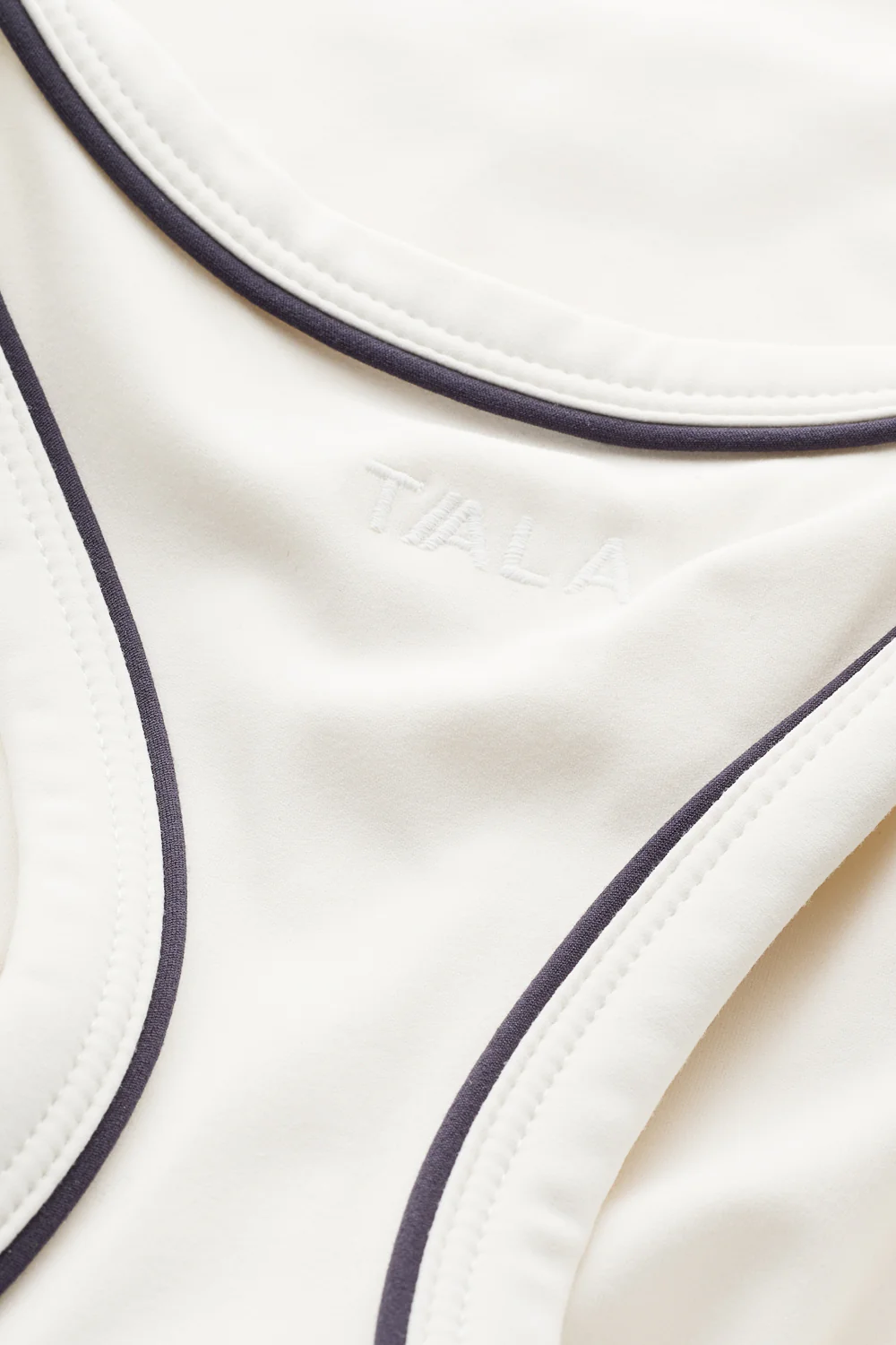 DayFlex Built-In Support V Neck Racer Vest - Ivory - Image 6