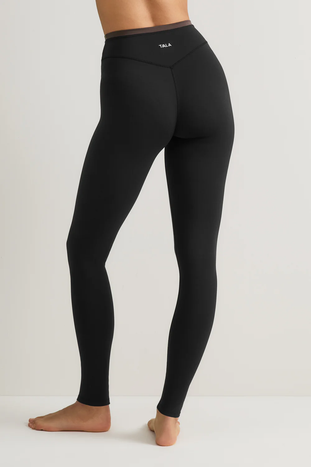 DayFlex Contrast Panel High Waisted Legging - Shadow Black / Mocha Brown - Image 4