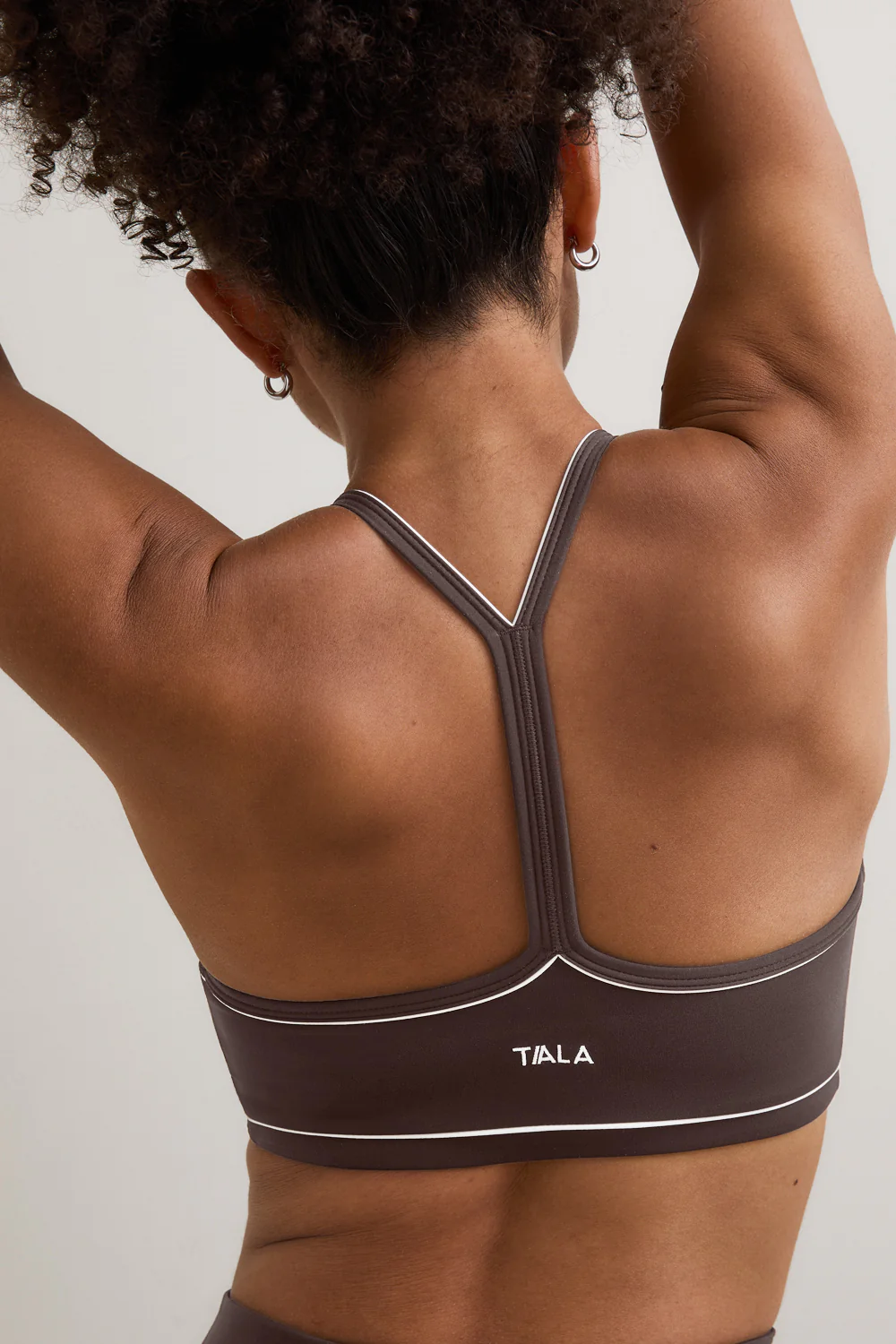 DayFlex Contrast Sweetheart Sports Bra - Chestnut Brown - Image 4