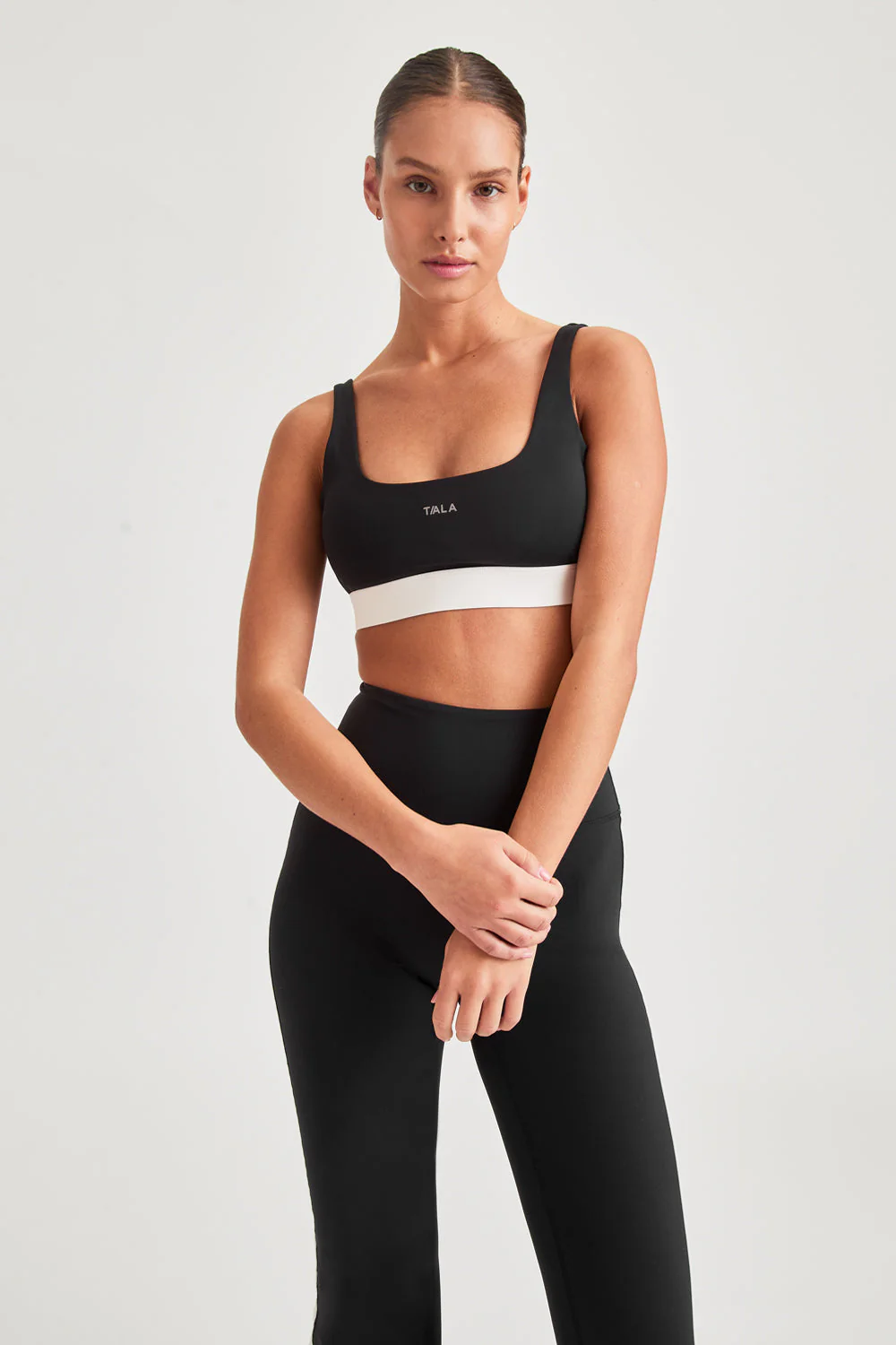 DayFlex Open Back Square Neck Sports Bra - Shadow Black And Ivory - Image 5