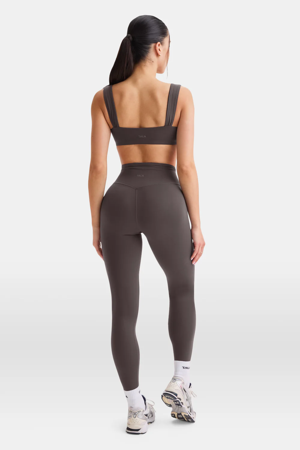 DayFlex Ruched Bandeau Sports Bra - Cool Espresso - Image 4