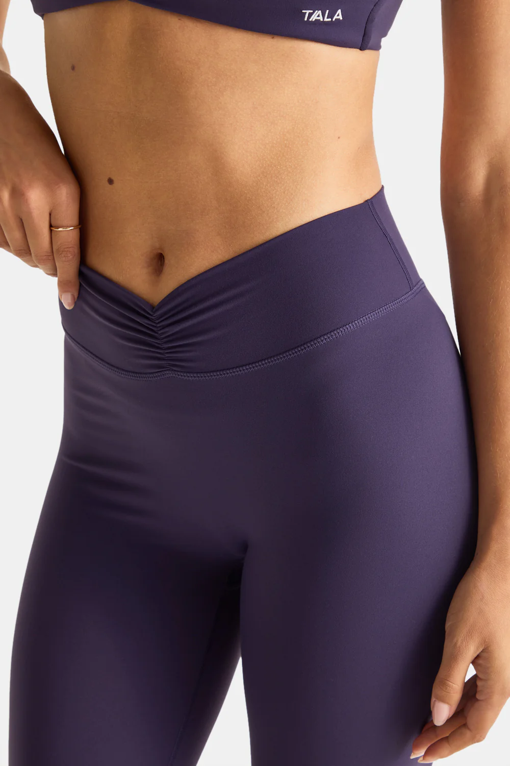 DayFlex Ruched Waist No Front Seam Legging - Purple Dusk - Image 3
