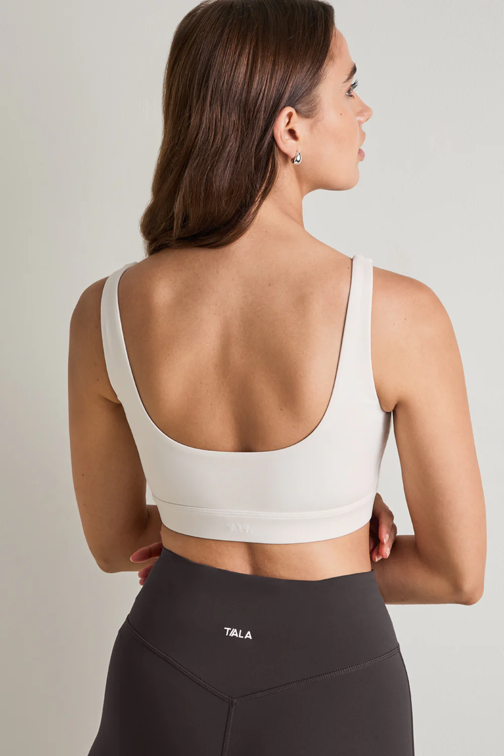DayFlex Square Neck Sports Bra - Ivory - Image 3