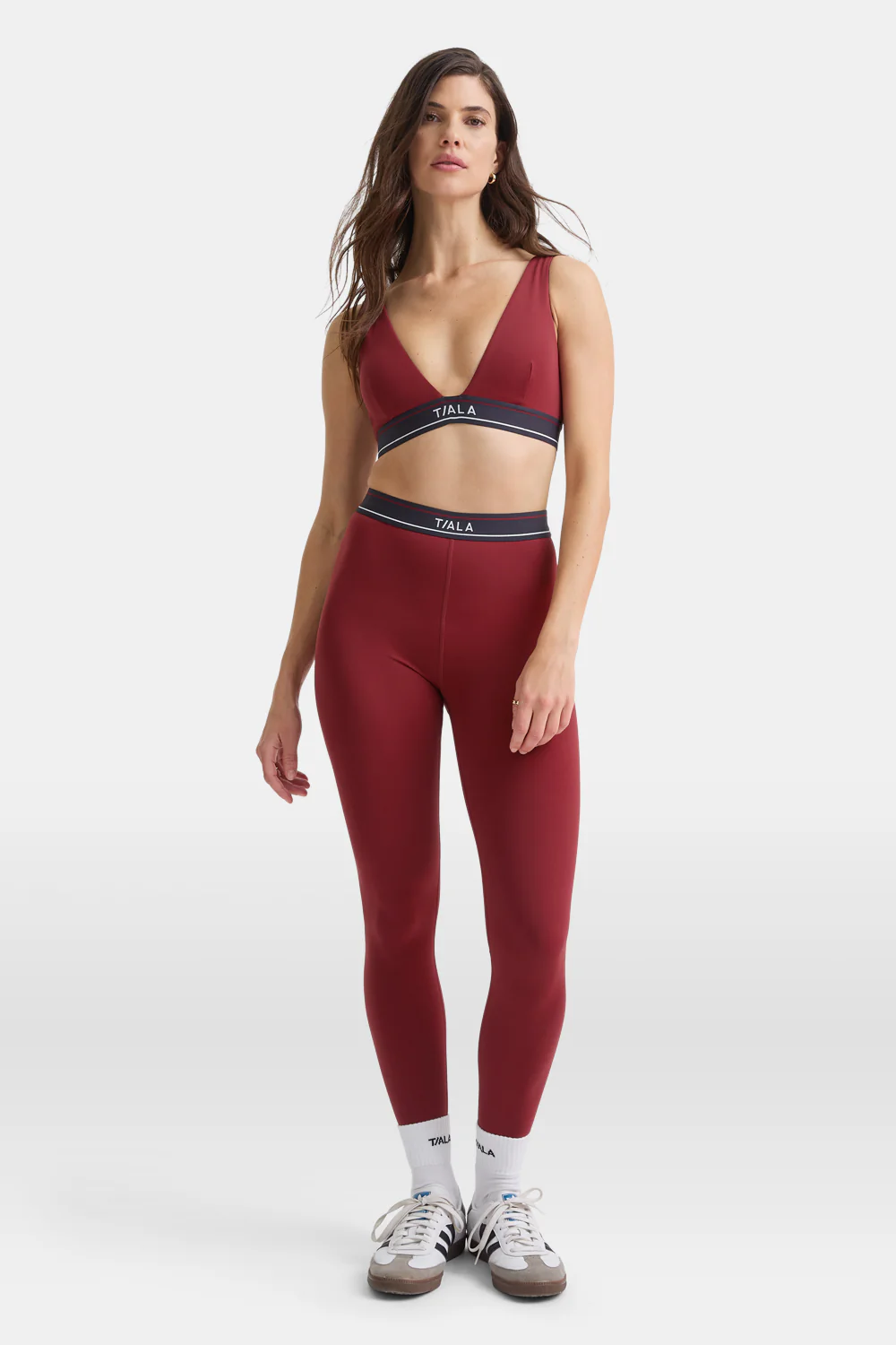 DayFlex V Neck Logo Band Sports Bra - Vintage Red - Image 3