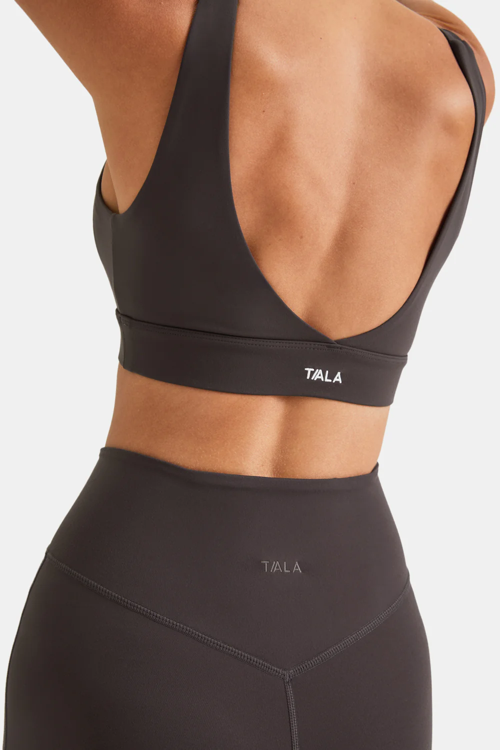 DayFlex V Neck Sports Bra - Cool Espresso - Image 3