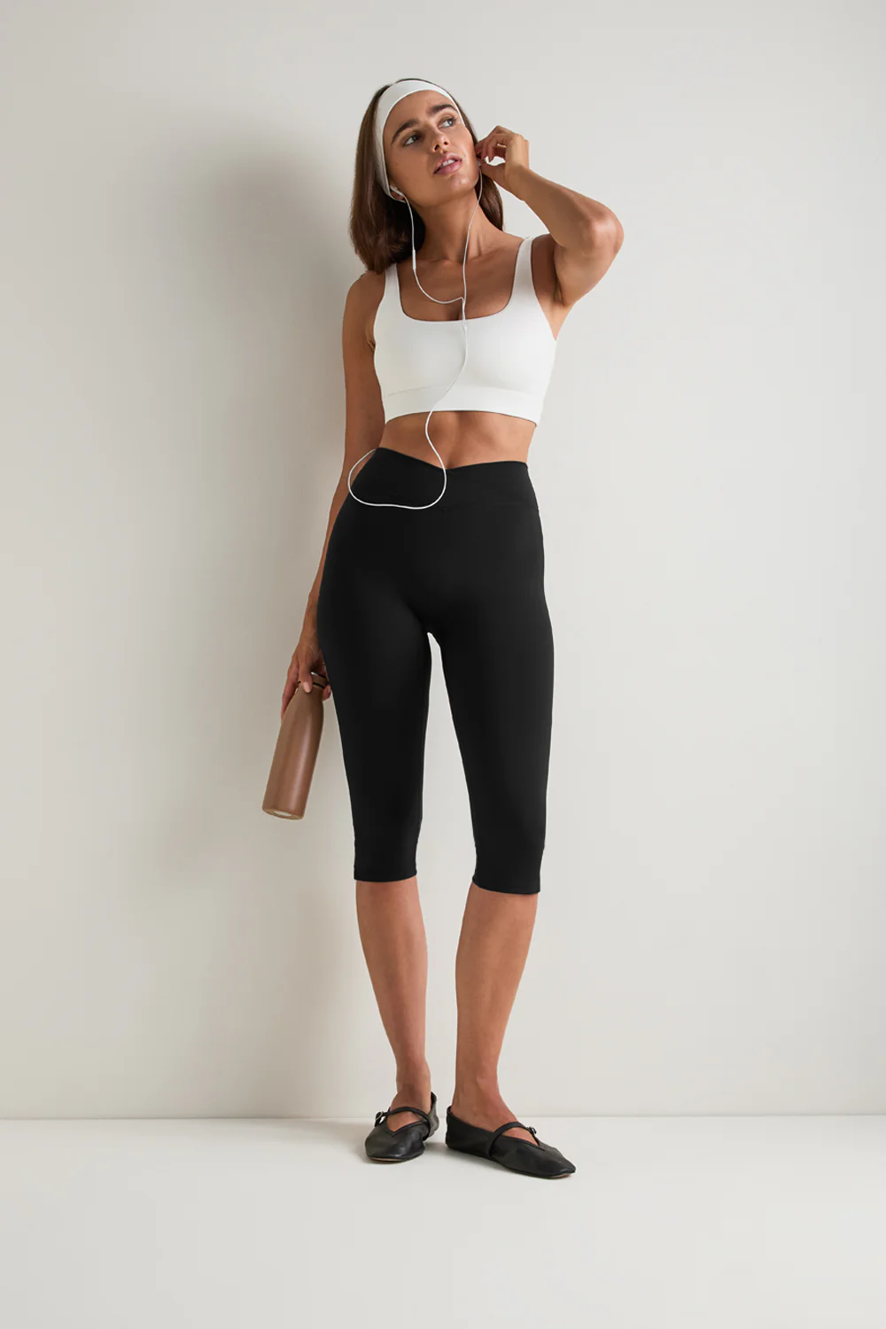 DayFlex Wrap Capri No Front Seam Legging - Shadow Black - Image 3