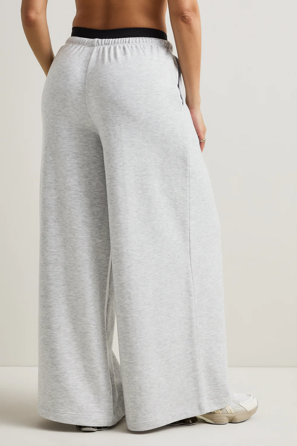 Mid Rise Pintuck Ultra Wide Leg Jogger - Grey Marl - Image 4
