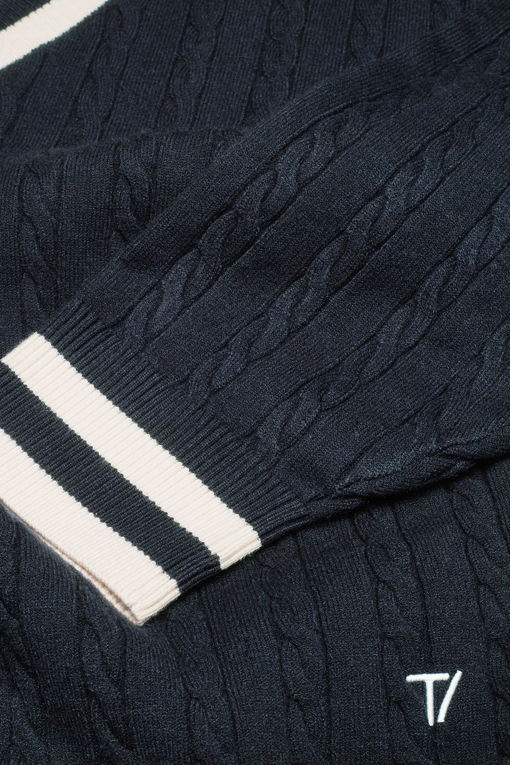 Oversized V Neck Knitted Cricket Jumper - Midnight Navy / Ivory - Image 7