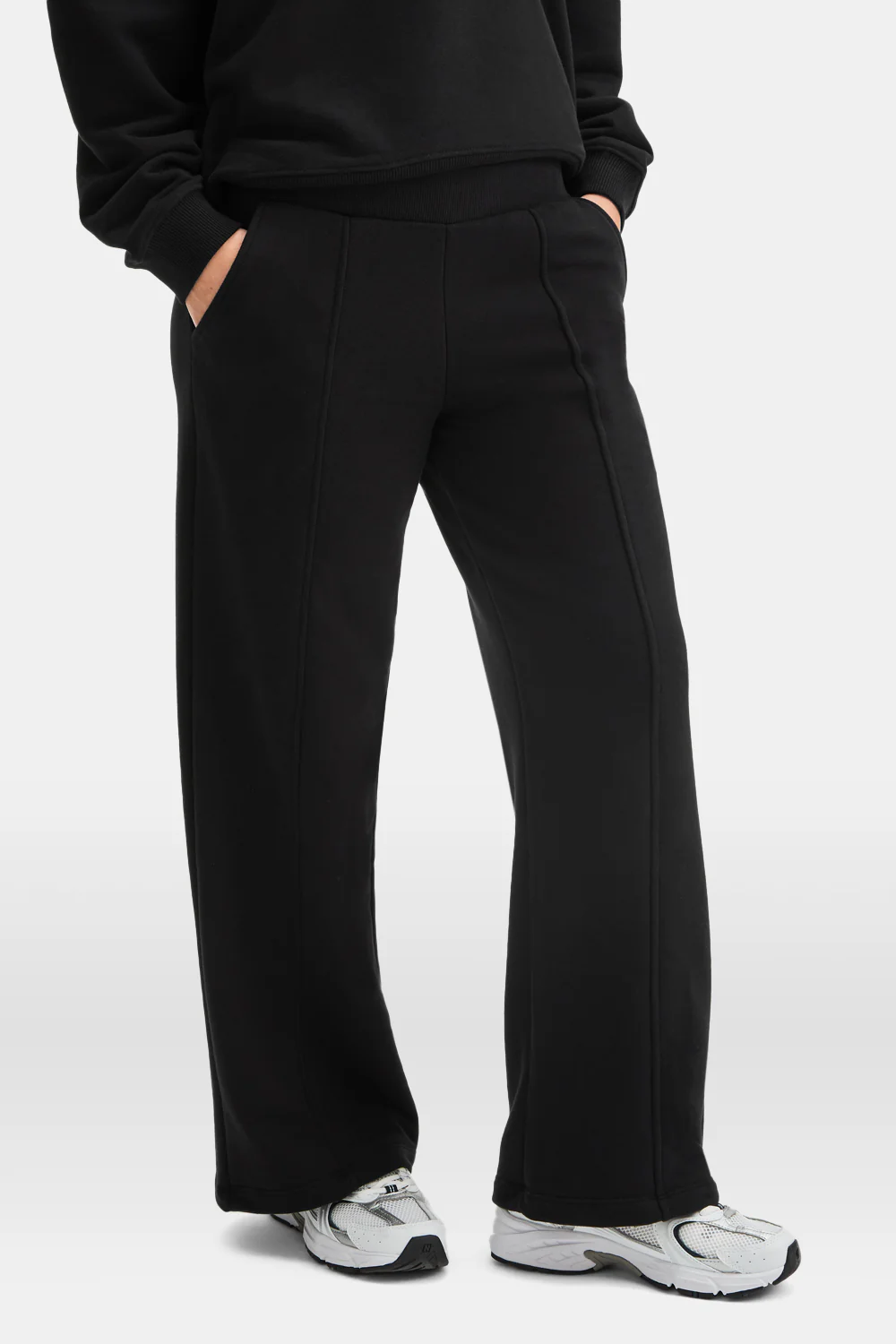 Pintuck Wide Leg Jogger - Black - Image 4