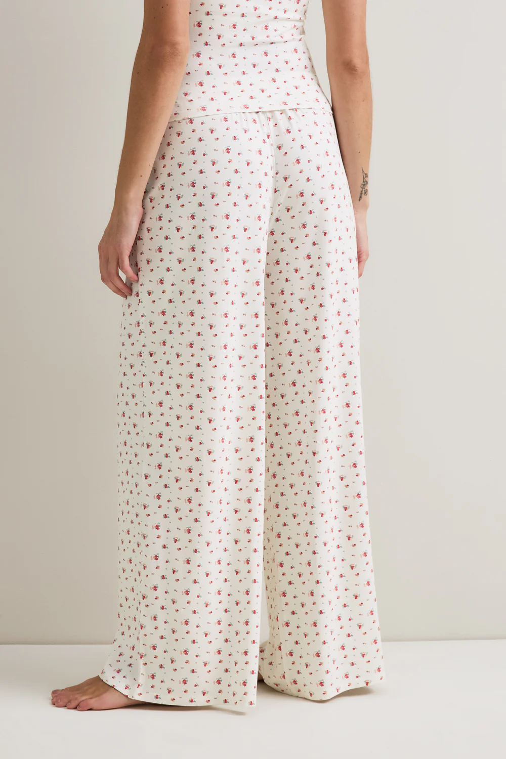 Pyjama Bottoms - Ivory Floral Print - Image 4