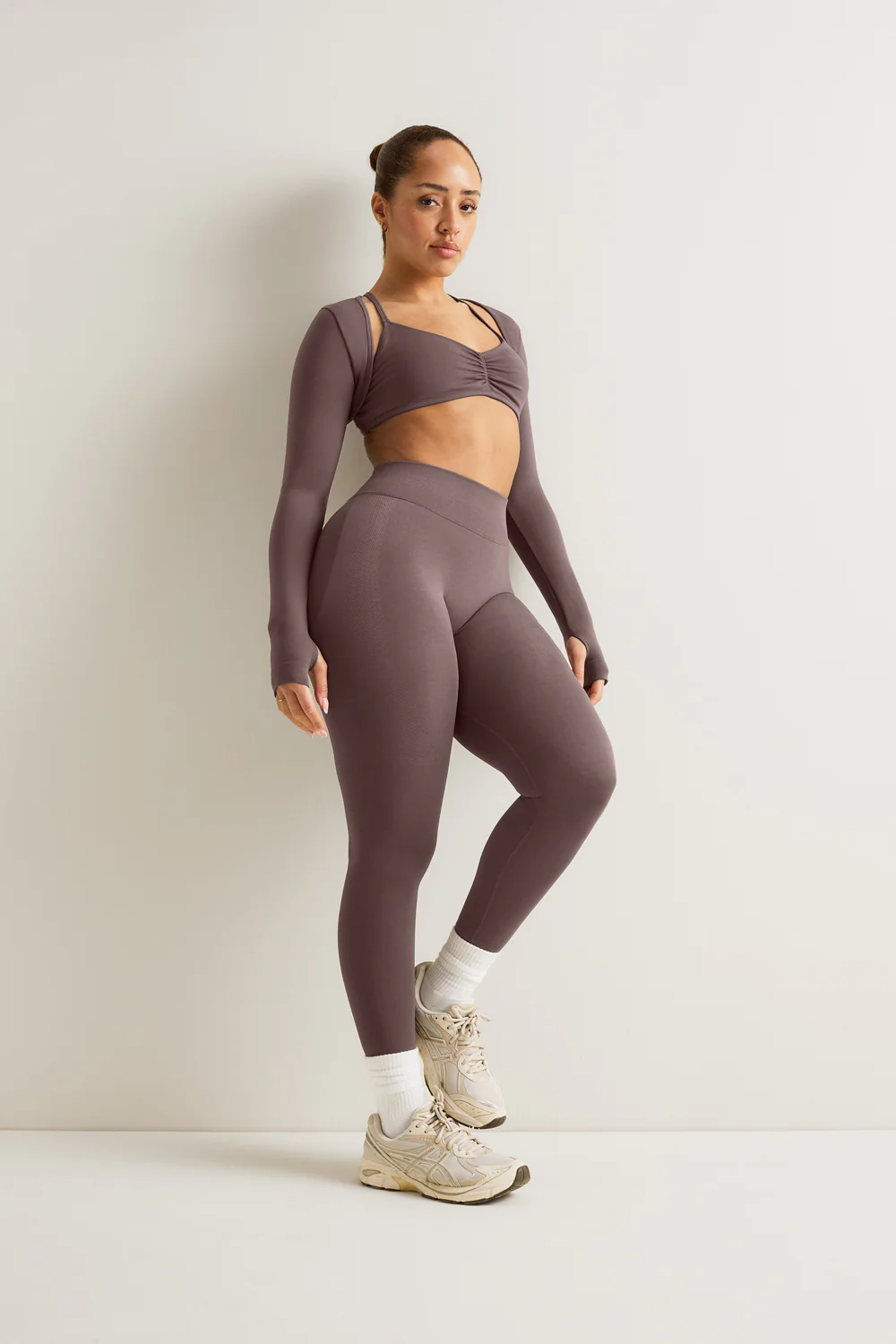 Sculpt Seamless Active Shrug - Dark Truffle - Image 4