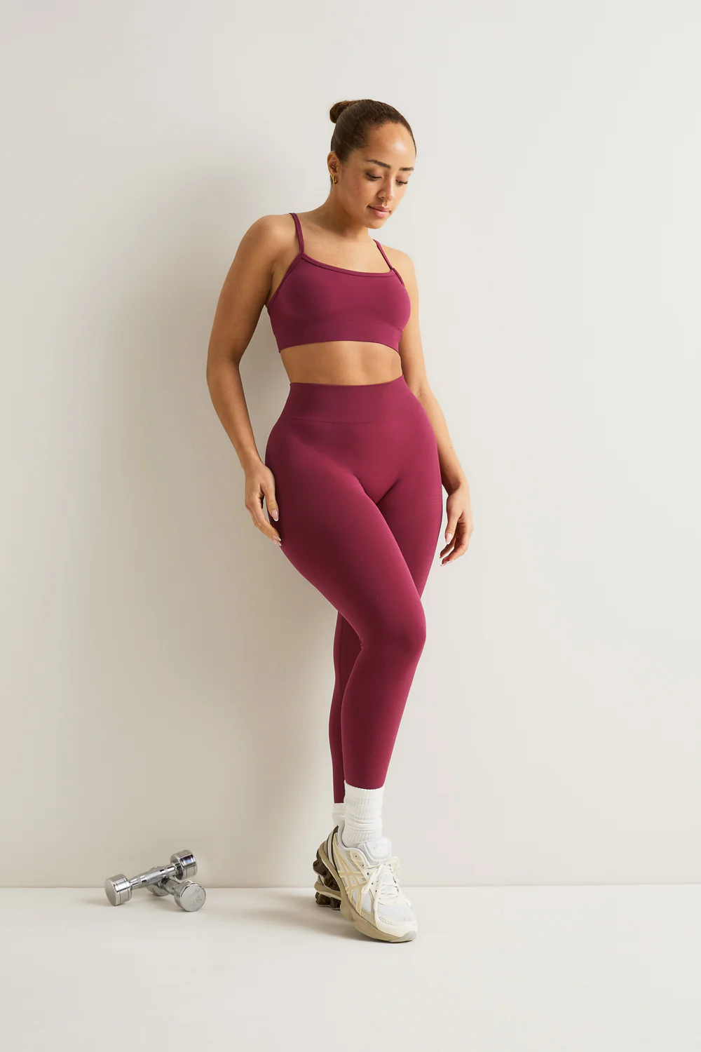 Sculpt Seamless Bandeau Sports Bra - Cherry Red - Image 4