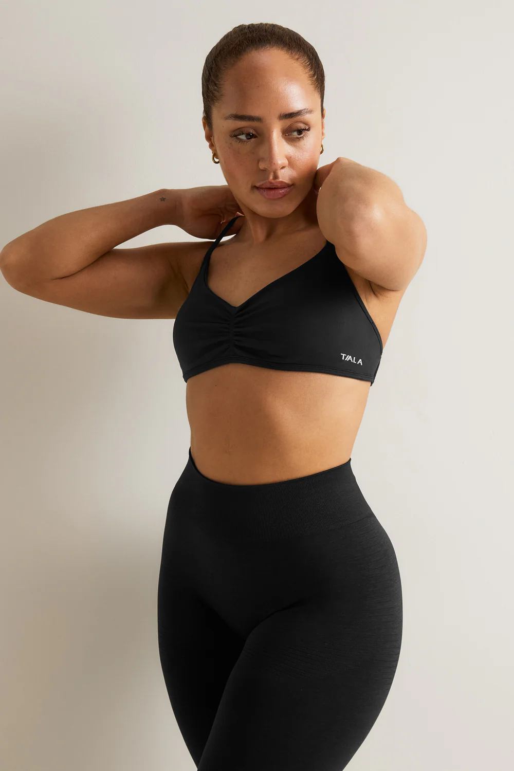 Sculpt Seamless Ruched Cross Back Sports Bra - Black Marl - Image 5