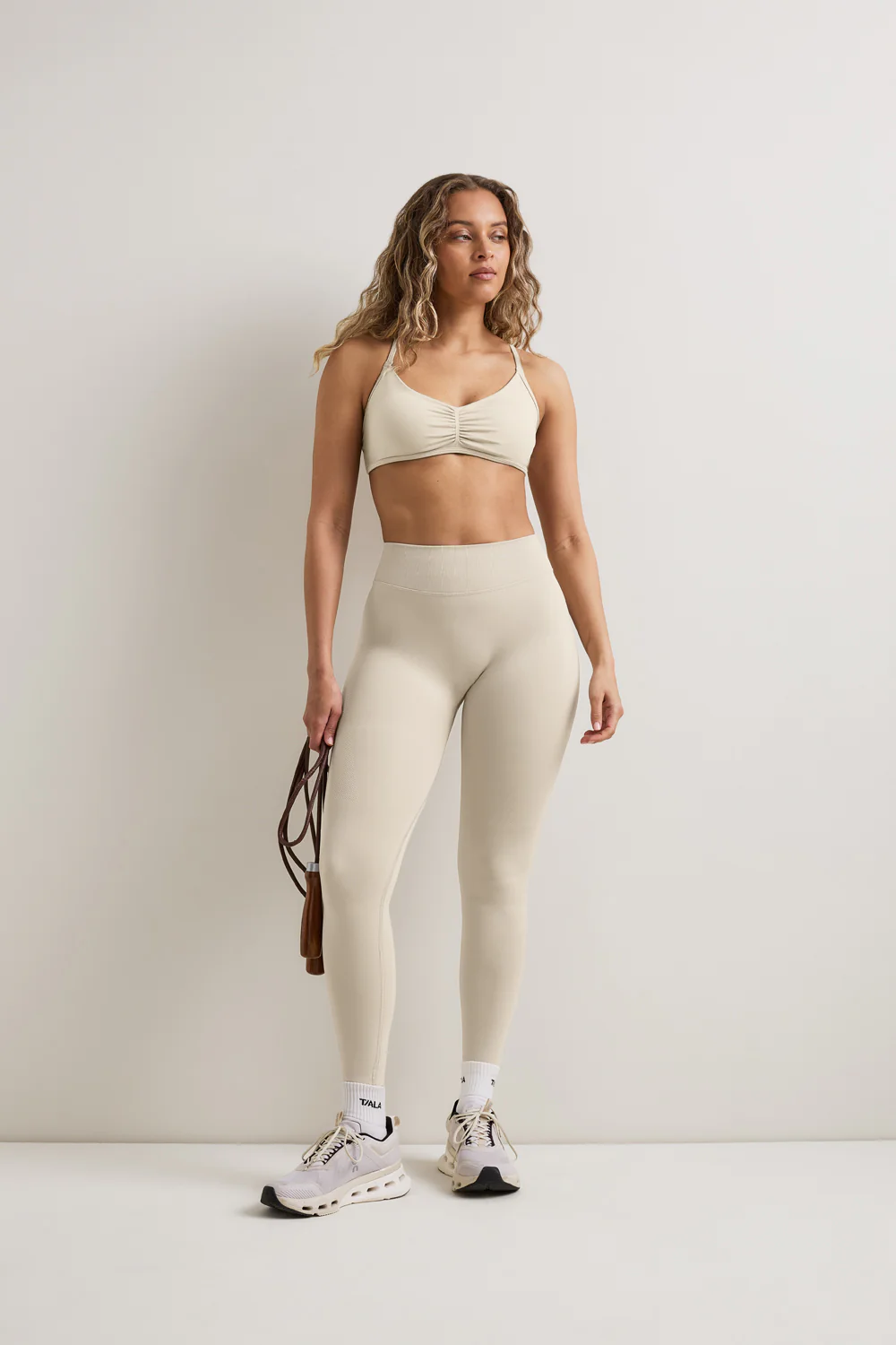 Sculpt Seamless Ruched Cross Back Sports Bra - Chai - Image 4