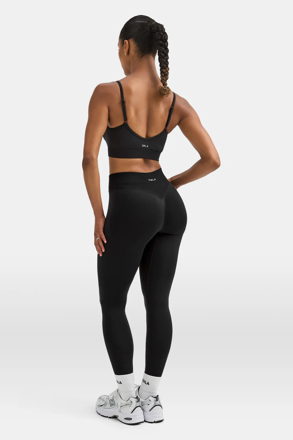 Sculpt Seamless Ruched Sports Bra - Black Marl - Image 5