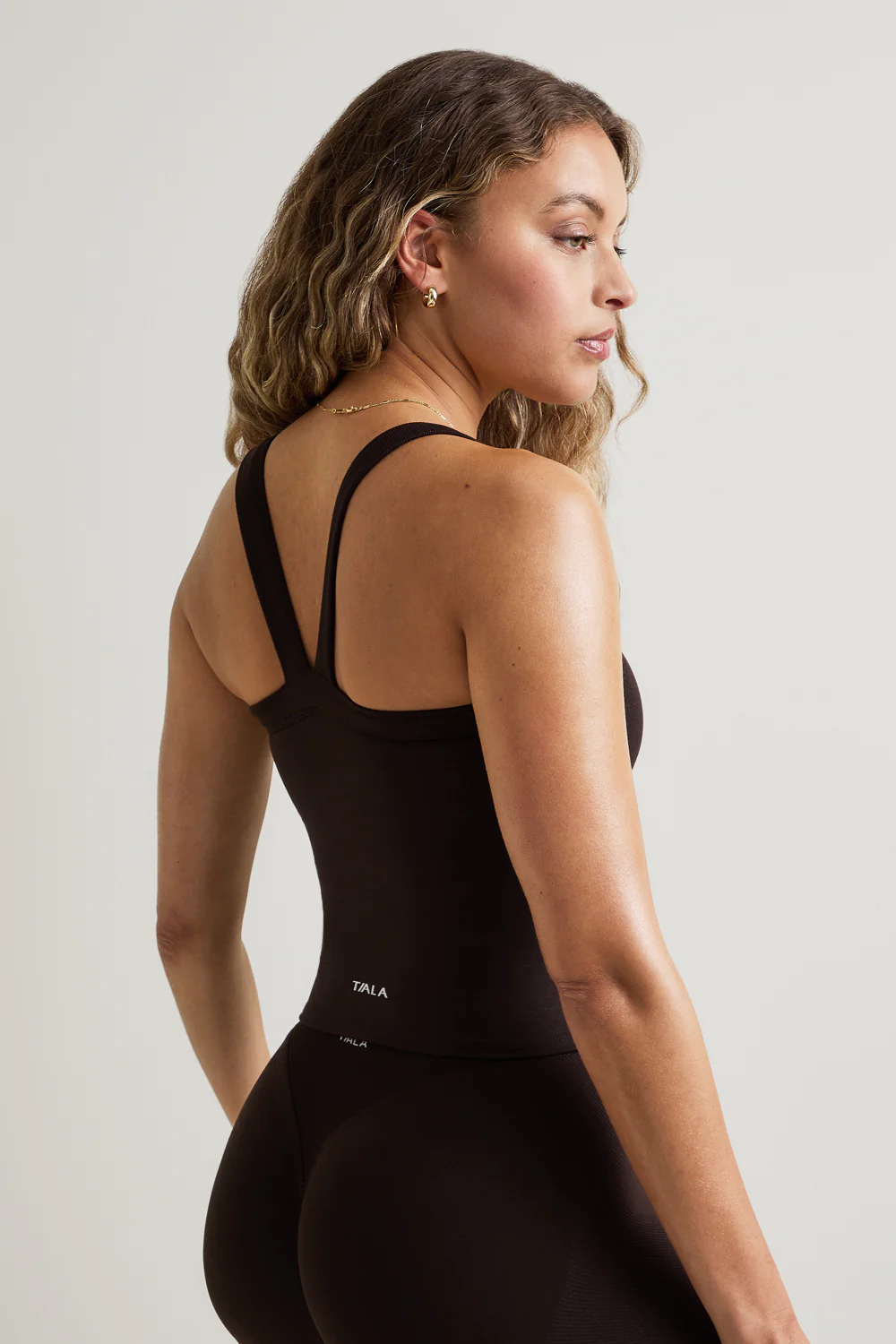 Sculpt Seamless Scoop Neck Cami - Americano - Image 3