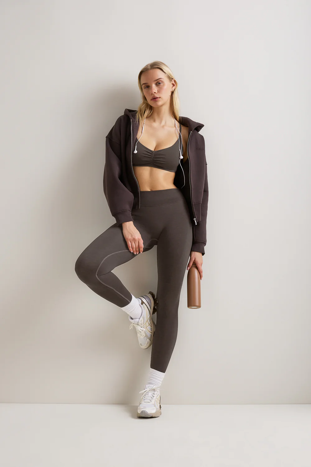 Sculpt Seamless Scrunch Legging - Espresso Brown - Image 7