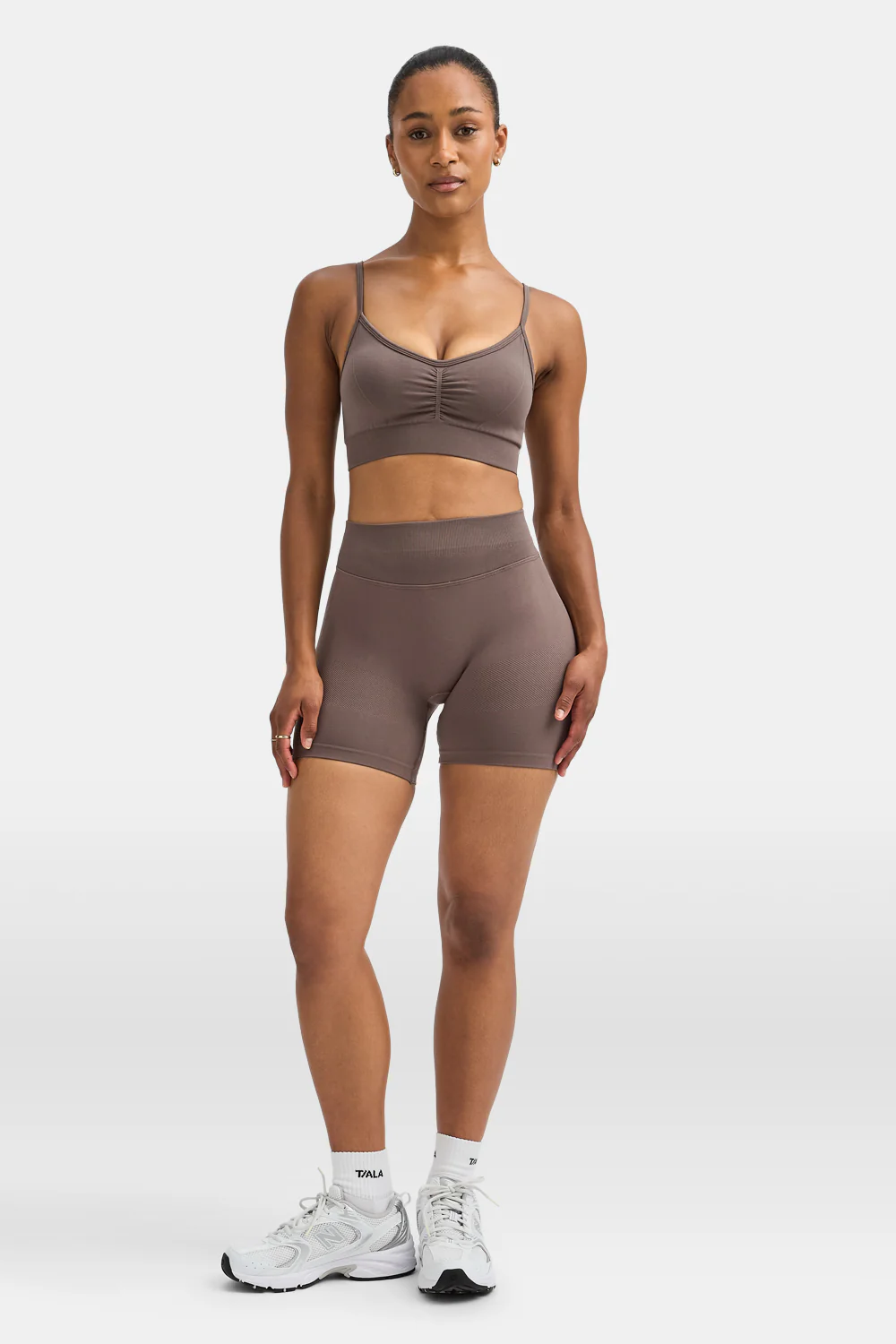 Sculpt Seamless UltraSculpt Shorts - Dark Truffle - Image 3