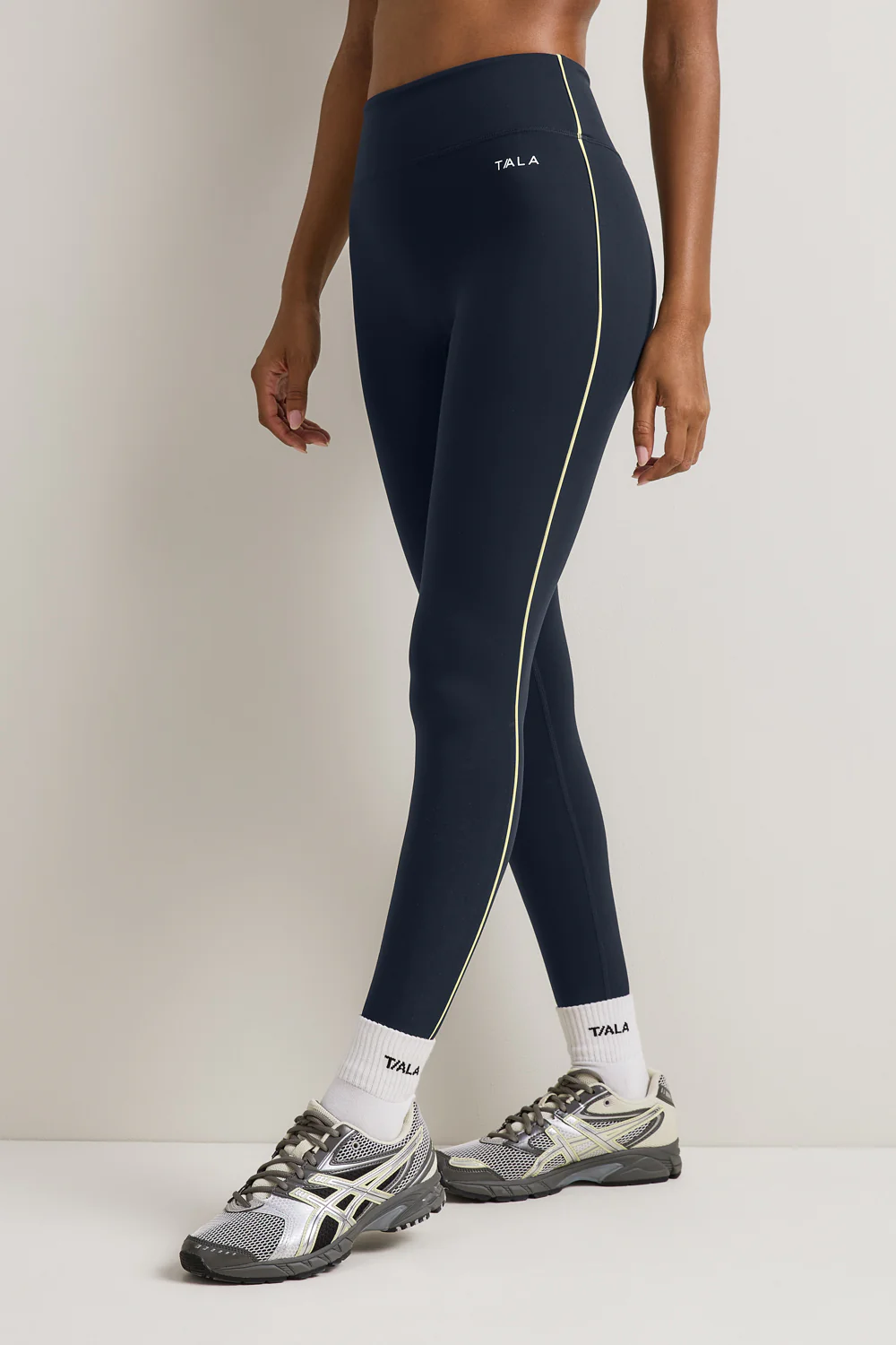SkinLuxe Contrast Piping Legging - Midnight Navy - Image 7