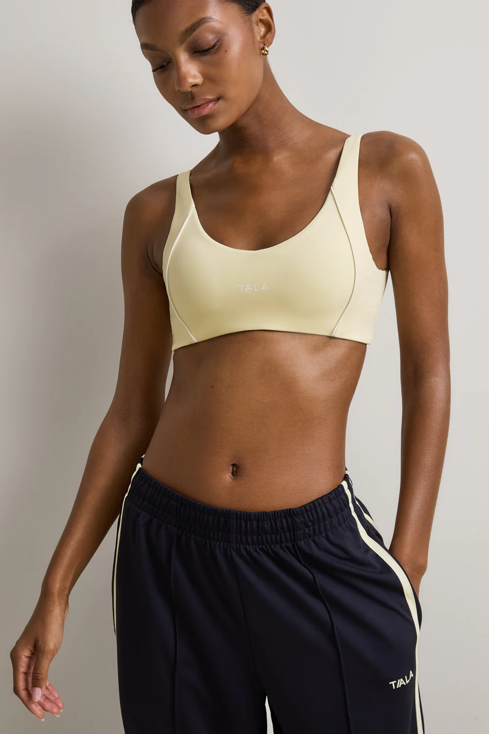 SkinLuxe Contrast Piping Sports Bra - Lemon Yellow - Image 5