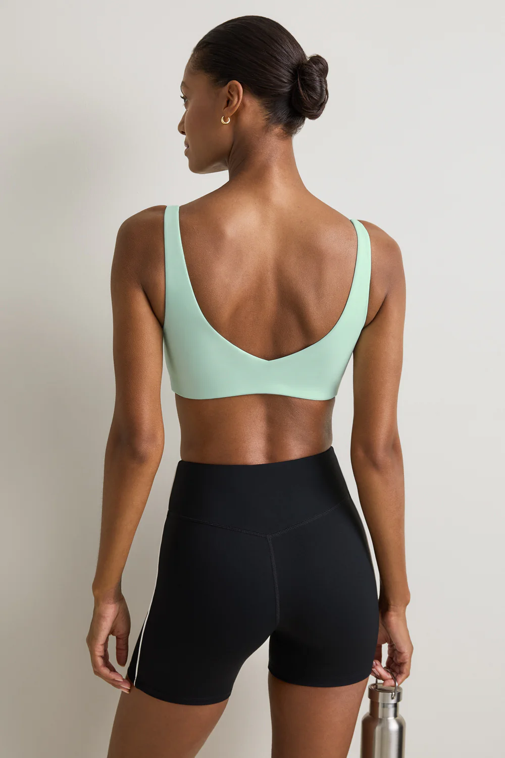 SkinLuxe Contrast Piping Sports Bra - Soft Mint - Image 4