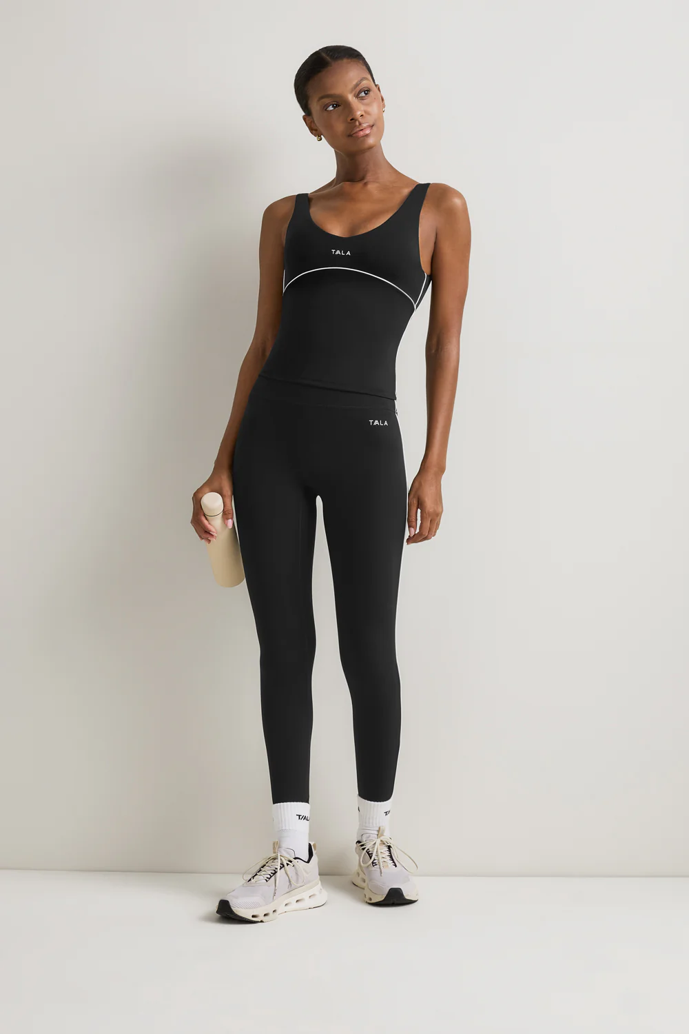SkinLuxe Contrast Piping Vest - Shadow Black - Image 3