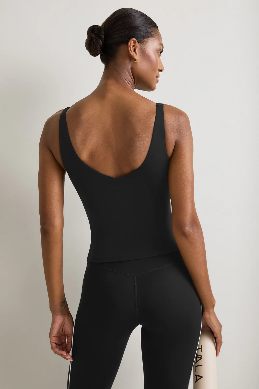 SkinLuxe Contrast Piping Vest - Shadow Black - Image 4