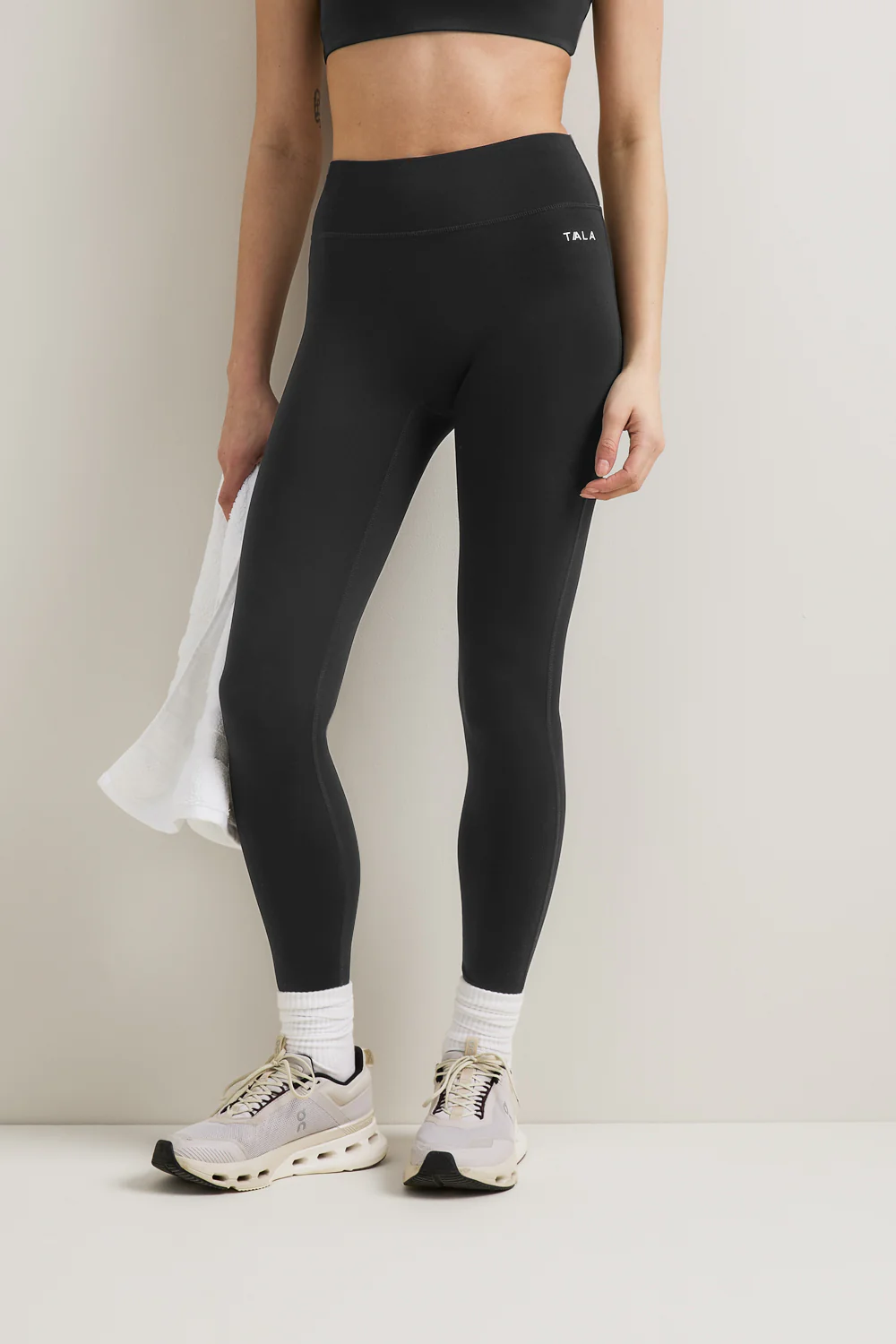 SkinLuxe No Front Seam Legging - Shadow Black - Image 4