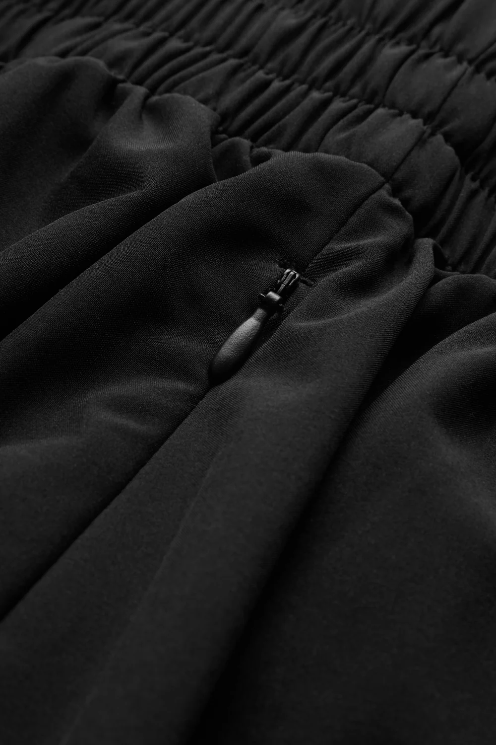 SkinLuxe Ruched Waist Floaty Short - Shadow Black - Image 7