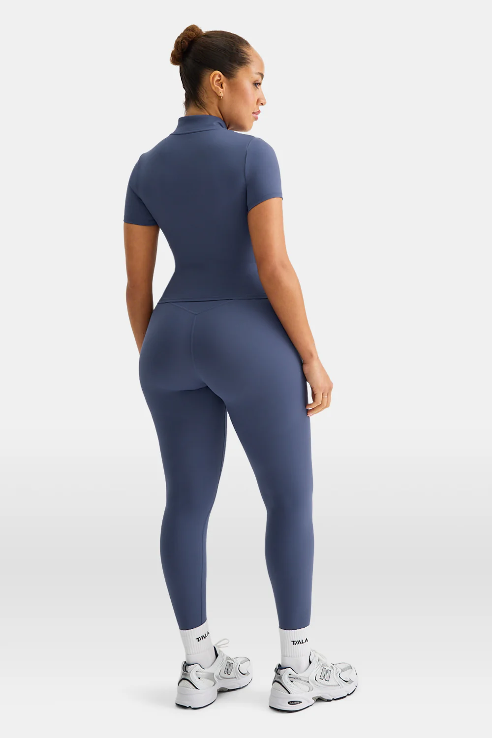 SkinLuxe Zip Through Short Sleeve Running Top - Vintage Blue - Image 4