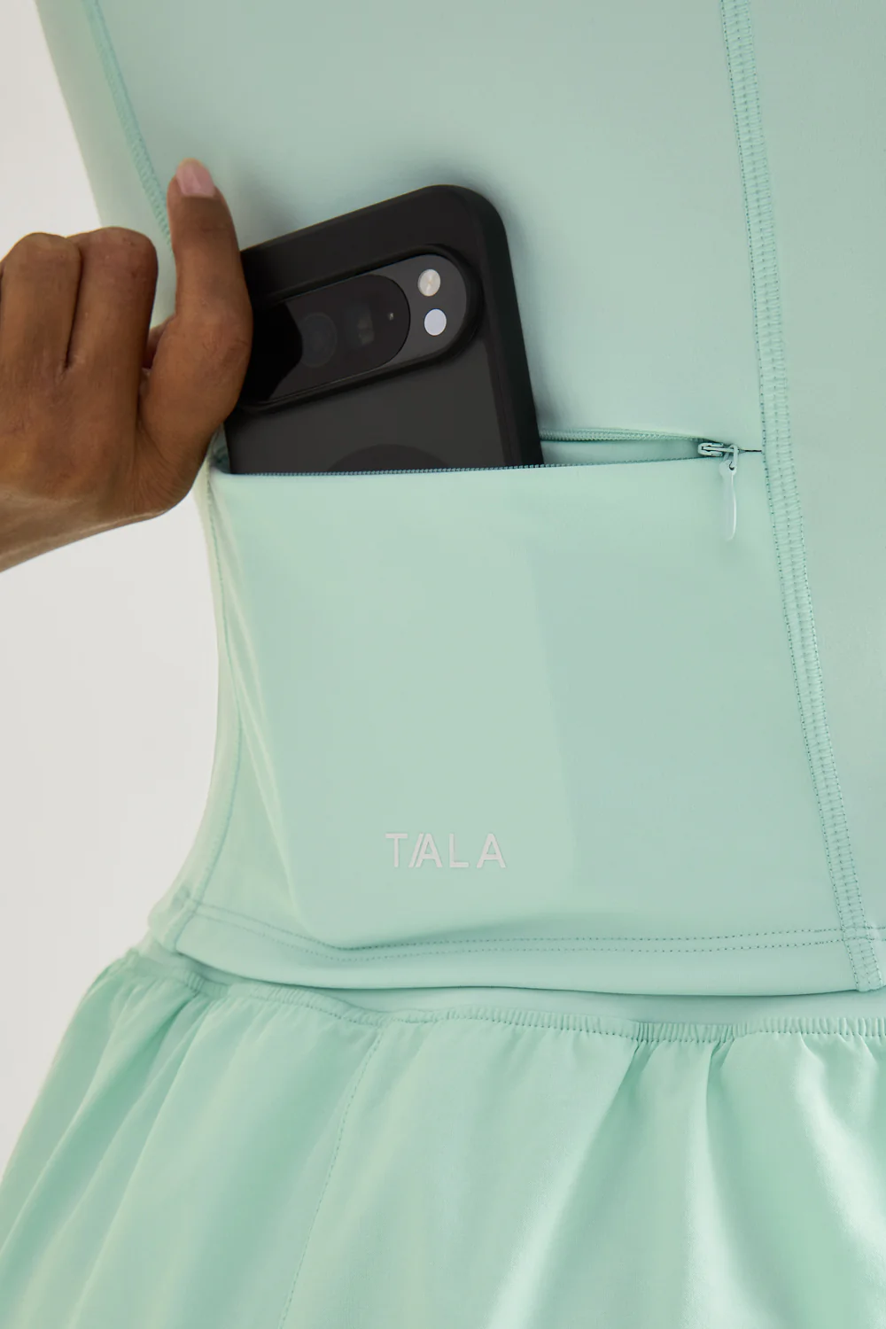 SkinLuxe Sleeveless Zip Through Running Top - Soft Mint - Image 5