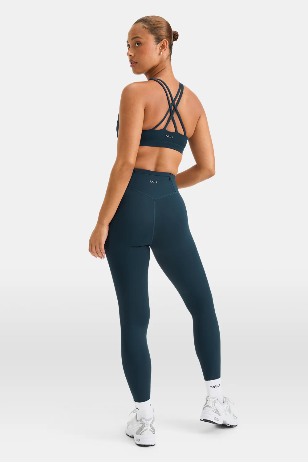 SkinLuxe Tank Sports Bra - Rich Teal - Image 3