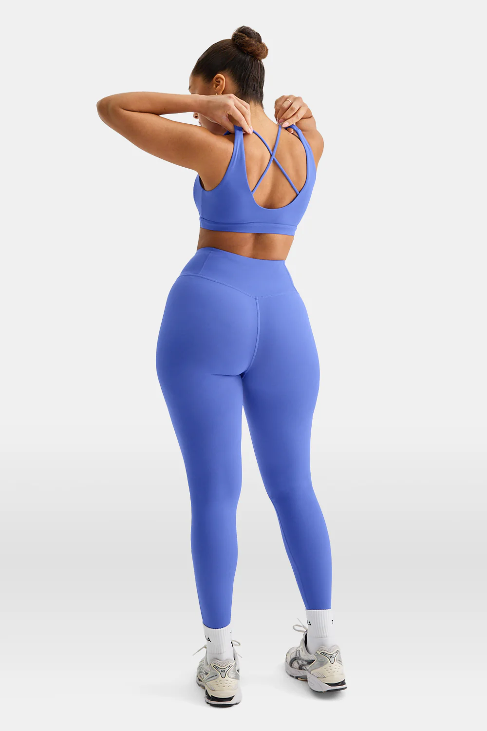 SkinLuxe V-Waist Legging - Iris Blue - Image 4