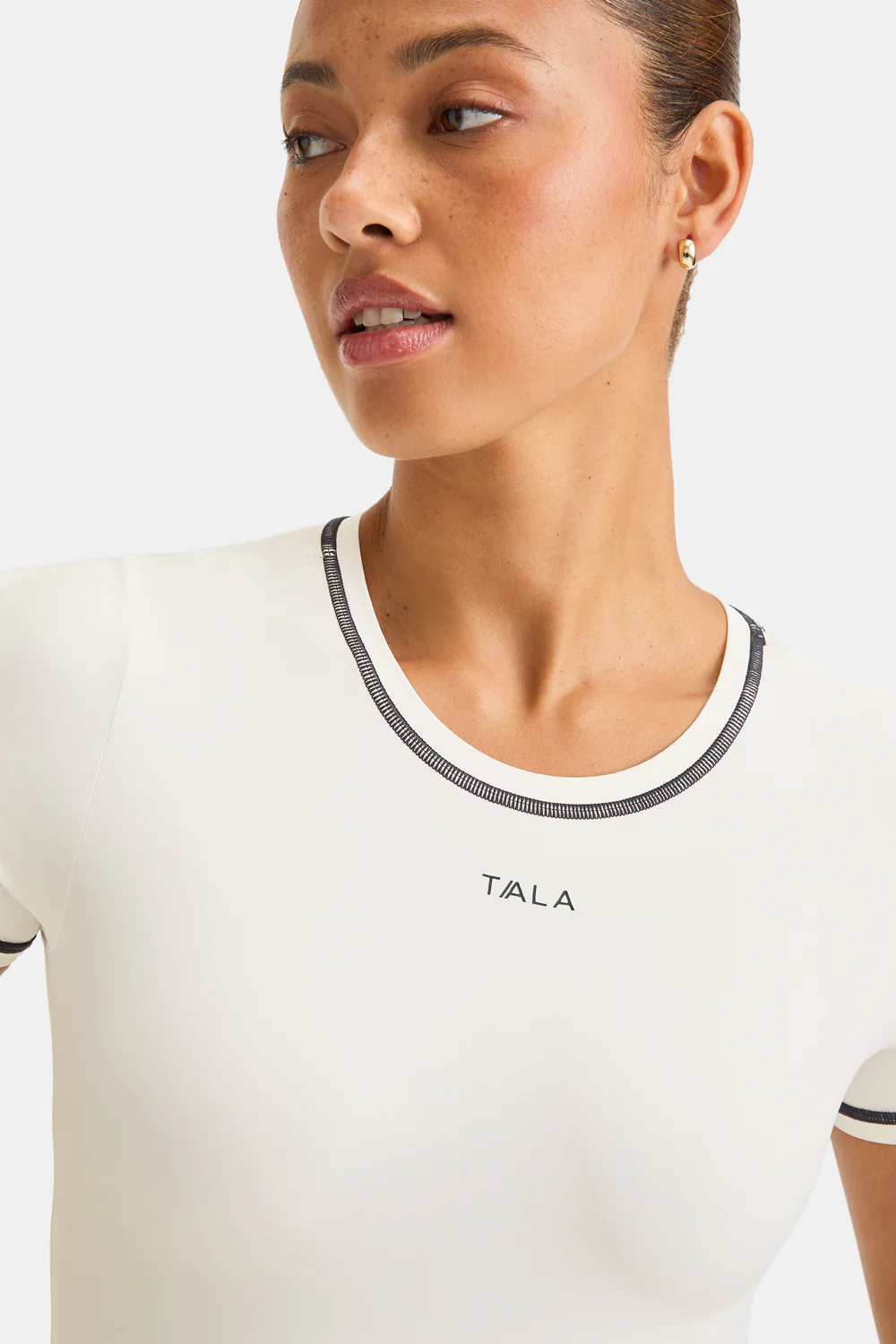 UltraLite Contrast Stitch Active T-Shirt - Ivory - Image 4