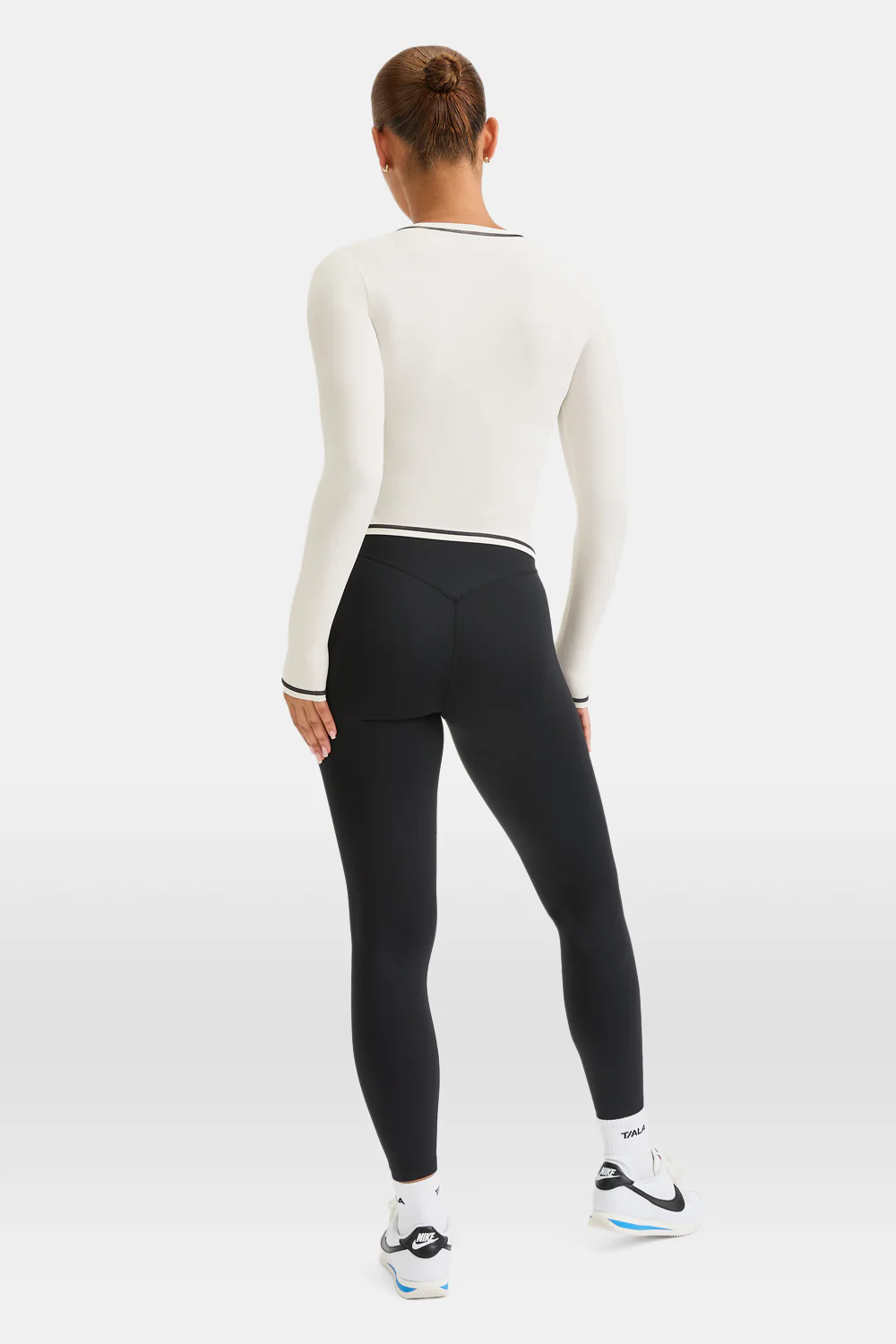 UltraLite Contrast Stitch Long Sleeve Active Top - Ivory - Image 4